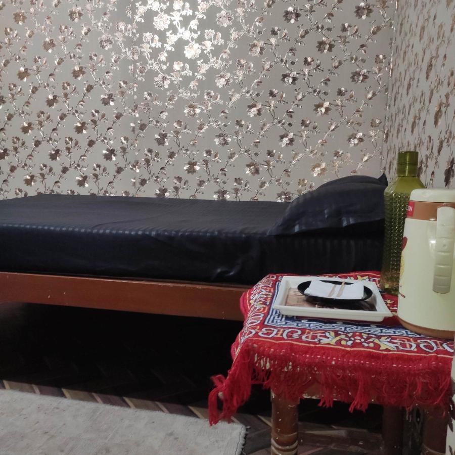 Ira Homestay Mathura - Divine Spiritual Stay Extérieur photo