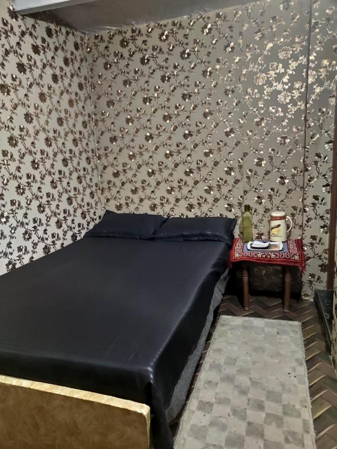 Ira Homestay Mathura - Divine Spiritual Stay Extérieur photo